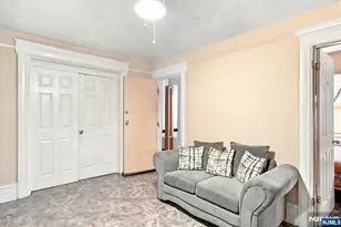 102 Claremont Ave, Jersey City, NJ 07305 - Photo 17