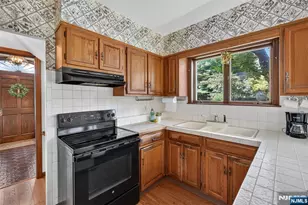484 Godwin Ave, Midland Park, NJ 07432 - Photo 13