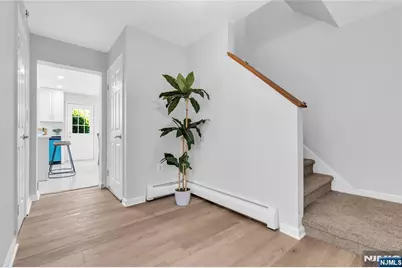 81 Crane Street, Newark, NJ 07104 - Photo 3
