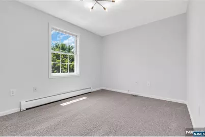 81 Crane Street, Newark, NJ 07104 - Photo 15