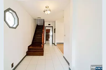 709 Kingsland Avenue, Ridgefield, NJ 07657 - Photo 11