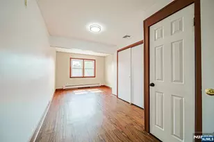 709 Kingsland Ave, Ridgefield, NJ 07657 - Photo 29
