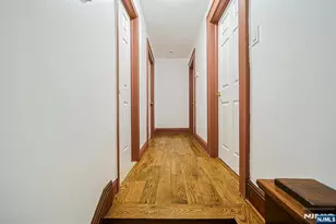 709 Kingsland Ave, Ridgefield, NJ 07657 - Photo 23