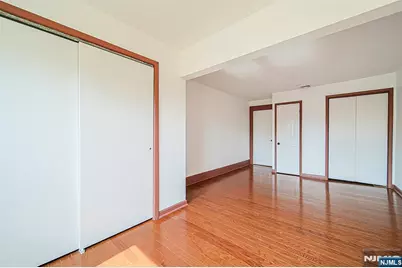 709 Kingsland Avenue, Ridgefield, NJ 07657 - Photo 27