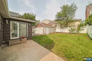 709 Kingsland Ave, Ridgefield, NJ 07657 - Photo 3