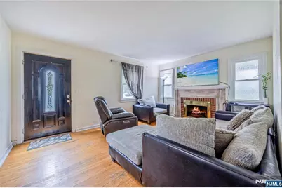 1 Garden Court, Garfield, NJ 07026 - Photo 7
