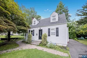 1 Garden Ct, Garfield, NJ 07026 - Photo 1