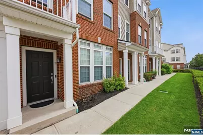 11 Wesmont Drive, Wood Ridge, NJ 07075 - Photo 5
