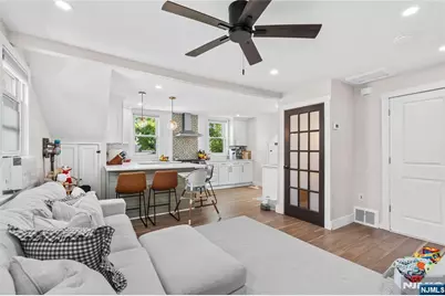 8-35 Lake Street 2 #2, Fair Lawn, NJ 07410 - Photo 5