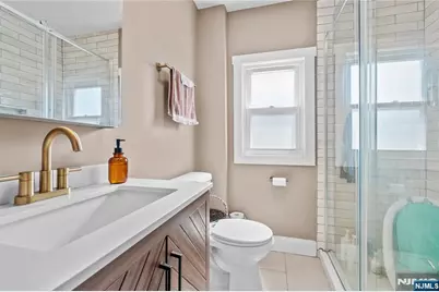 8-35 Lake Street 2 #2, Fair Lawn, NJ 07410 - Photo 7