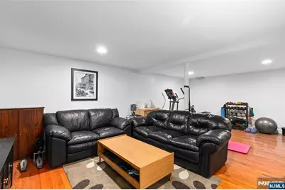 16 Madison Avenue, Hasbrouck Heights, NJ 07604 - Photo 27