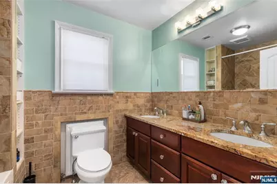 16 Madison Avenue, Hasbrouck Heights, NJ 07604 - Photo 23