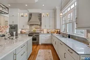 4 Brookview Ct, Ho Ho Kus, NJ 07423 - Photo 11
