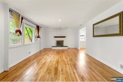 29 Devonshire Terrace, West Orange Township, NJ 07052 - Photo 5