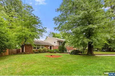 29 Devonshire Terrace, West Orange Township, NJ 07052 - Photo 3