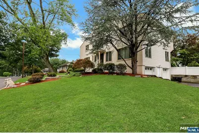 974 Bridge Street, Washington Township, NJ 07676 - Photo 45