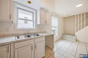 235-237 Keen, Paterson, NJ 07524 - Photo 11