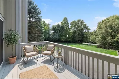 594 Glasmere Road, Mahwah, NJ 07430 - Photo 33