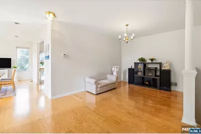 594 Glasmere Road, Mahwah, NJ 07430 - Photo 13