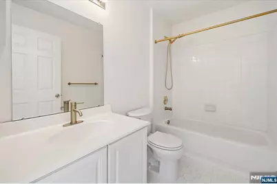 594 Glasmere Road, Mahwah, NJ 07430 - Photo 29