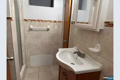 42 Liberty Street, Little Ferry, NJ 07643 - Photo 7