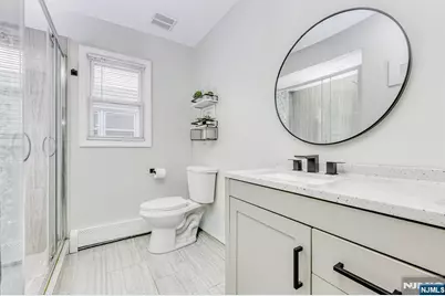 28 Avenue A 1 #1, Lodi, NJ 07644 - Photo 5