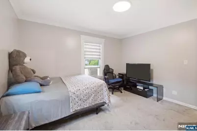 158 Slocum Avenue, Englewood, NJ 07631 - Photo 21