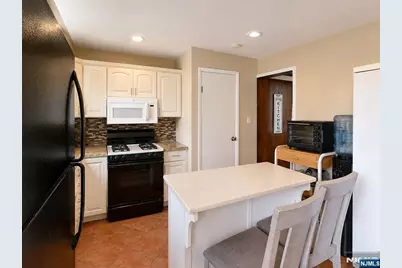 126 Dukes Street, Kearny, NJ 07032 - Photo 19