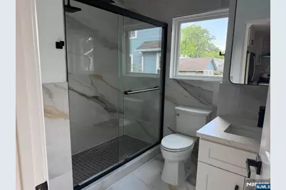 184 Walnut Street, Teaneck Township, NJ 07666 - Photo 5