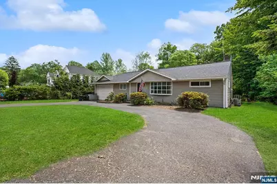 777 Washington Avenue, Washington Township, NJ 07676 - Photo 3