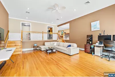 777 Washington Avenue, Washington Township, NJ 07676 - Photo 9