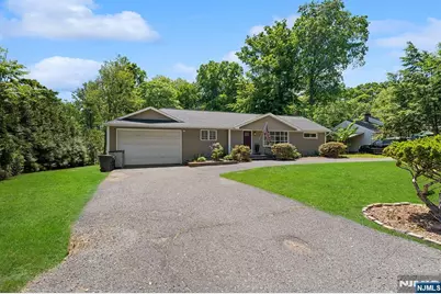 777 Washington Avenue, Washington Township, NJ 07676 - Photo 5