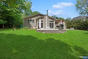 777 Washington Ave, Washington Township, NJ 07676 - Photo 25