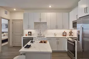 100 Eisenhower Parkway B1, Livingston, NJ 07039 - Photo 13