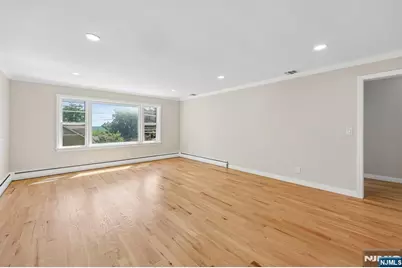 33 Lotz Street, North Haledon, NJ 07508 - Photo 5