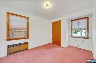 34 Berkeley Ave, Belleville, NJ 07109 - Photo 15