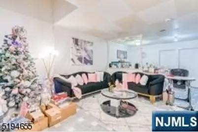 111 Highland Avenue, Newark, NJ 07104 - Photo 5