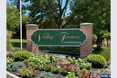 63-1/2 Knox Terrace 1A #1A, Wayne, NJ 07470 - Photo 1