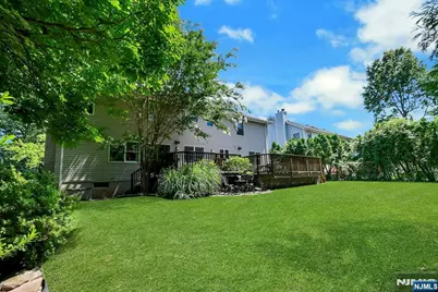885 Summit Avenue, River Edge, NJ 07661 - Photo 7