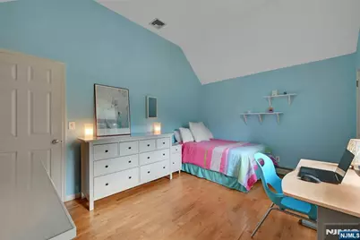 885 Summit Avenue, River Edge, NJ 07661 - Photo 39
