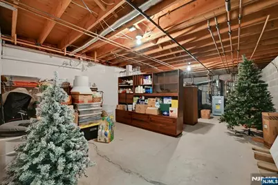 885 Summit Avenue, River Edge, NJ 07661 - Photo 49