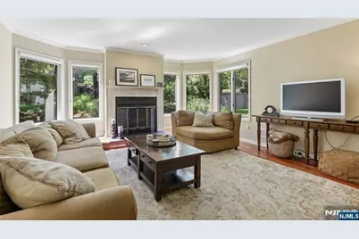 62 Northgate Road 62E #62E, Washington Township, NJ 07676 - Photo 5