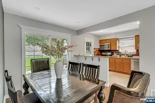 774 Ravenhill Pl, Ridgefield, NJ 07657 - Photo 7