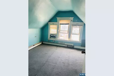 34 Hemlock Street, Paterson, NJ 07503 - Photo 3