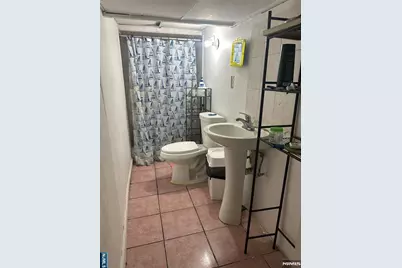 34 Hemlock Street, Paterson, NJ 07503 - Photo 5