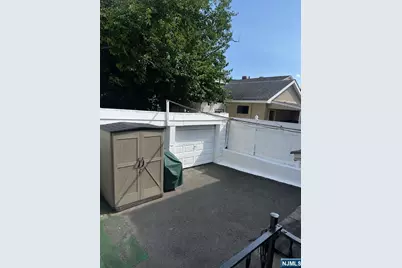 34 Hemlock Street, Paterson, NJ 07503 - Photo 11