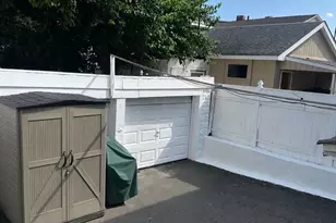 34 Hemlock St, Paterson, NJ 07503 - Photo 11