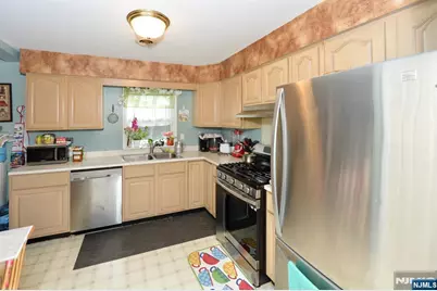 456 Sylvan, Saddle Brook Township, NJ 07663 - Photo 21