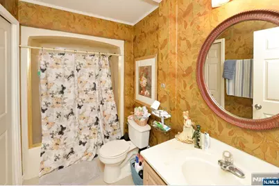 456 Sylvan, Saddle Brook Township, NJ 07663 - Photo 25