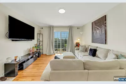 61 Sherman Avenue, Newark, NJ 07114 - Photo 17